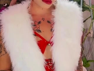 amateur blonde solo webcam