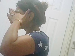 hiddencam-video-of-desi-nri-bhabhi-doing-skincare-routine