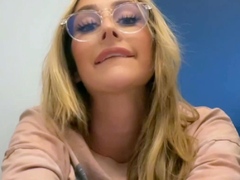 Pussy licking close up show teen showing pussy