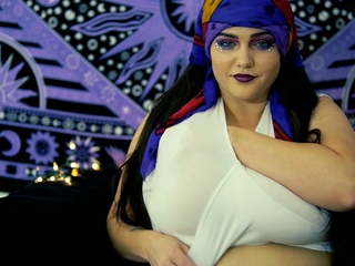 Amateur Blonde With BIG BOOBS Hot Free Cam Show