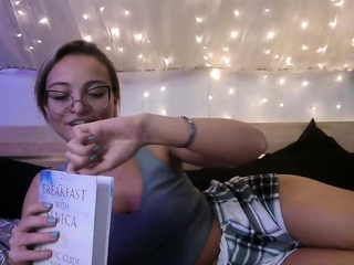 Romanian amateur webcam teen masturbate