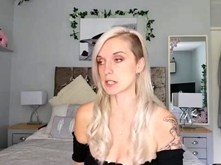 Lexi Snow - I Want A Tiny Pet Not A Lodger