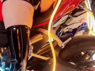 Nekokoyoshi 爆机少女喵小吉 – Taihou Race Queen