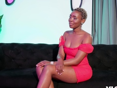 Busty Ebony Zaawaadi Sex Desires Fulfilled